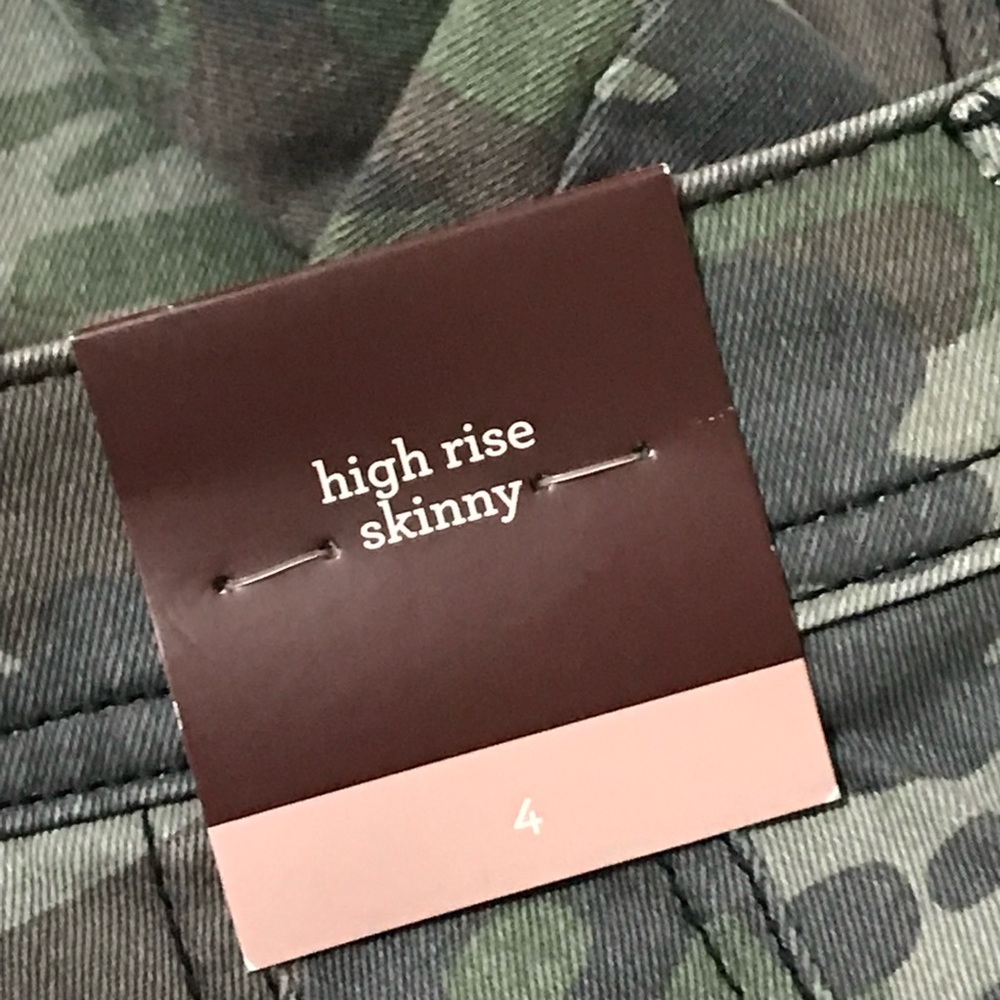 BNWT Knox Rose Camouflage Cargo Pants - Picture 7 of 12